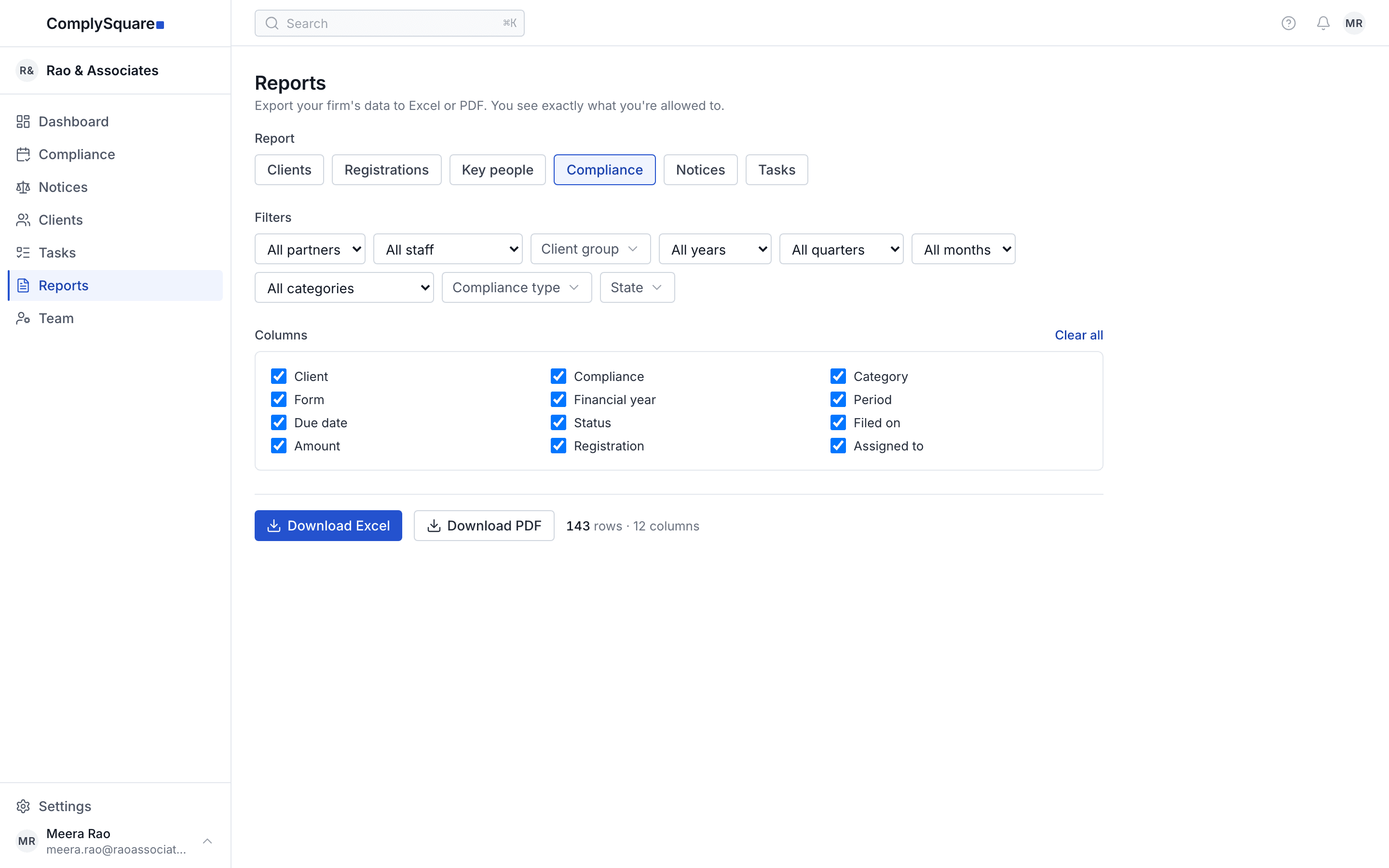 The export builder with an entity chosen, filters applied and columns selected, showing the row count before download
